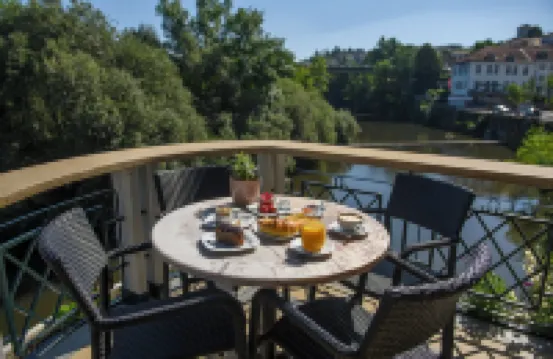 Covelo - the Original Rooms and Suites