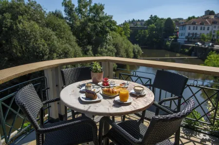 Covelo - the Original Rooms and Suites Отели в г. Морейра-ду-Каштелу