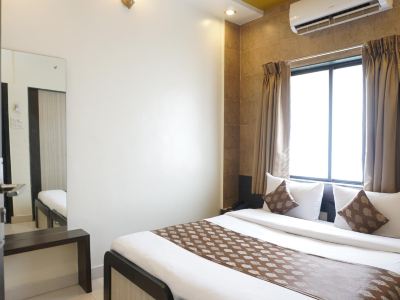Hotel Pavitra