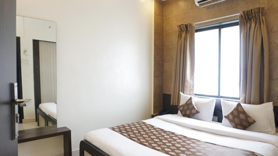 Hotel Pavitra
