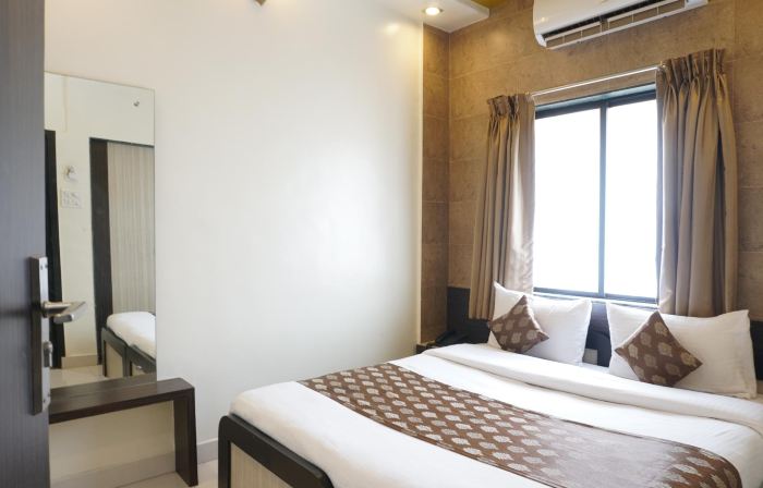 Hotel Pavitra