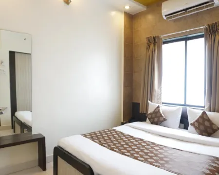 Hotel Pavitra Hotels in Pimpri