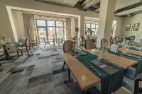 Hotel Nafta Krosno - Frühstück