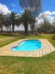 Emahlathini Guest Farm