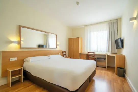 โรงแรมยิทซิอุสเดอเอลเช โรงแรมใน