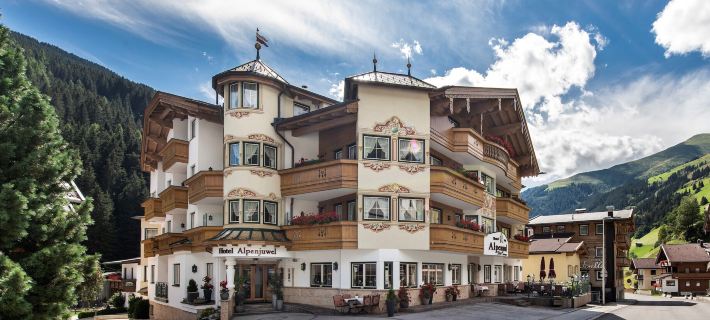 Hotel Alpenjuwel 4 Sterne Superior Hotéis em Tux
