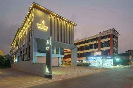 Kowju Airport Hotel Calicut Отели в г. Манжери