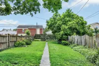 Entire Downtown Gettysburg Historic 4Br/3BA Home, Sleeps 8 with Free Parking