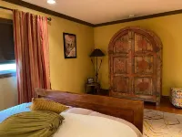 Amazing Location in West Vail… 10 Steps from the Matterhorn Bus Stop!