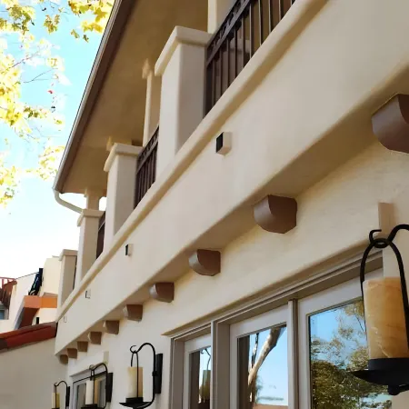 Bella Capri Inn and Suites