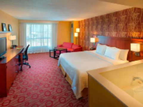 コートヤード by マリオット ナイアガラフォールズ ナイアガラの滝のホテル