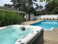 New Eastham Oceanside Guest Suite with Pool and Hot Tub