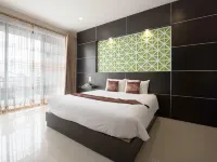 ThatLuang View Hotel Hotels near Pha That Luang