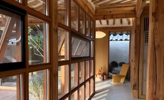 Gyeongju Onsaemi Hanok