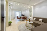 Homlee-Heaven in Hills 1BHK-Parking-Lift-Tapovan 裡希蓋什住宿飯店