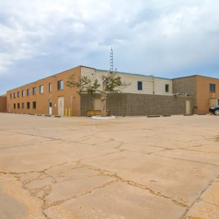 HomeTown Inn by OYO - Liberal, KS