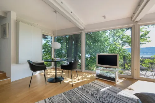 Modern Minimalistic Seeblick Design Studio mit Küche, Terrace und Parkplatz Hotels in Sipplingen