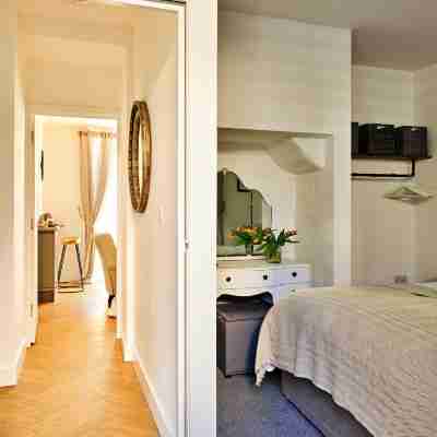 Riverview Rooms