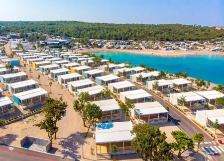 Apartment in Omisalj with Rooftop Terrace Отели в г. Omisalj