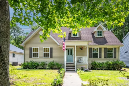 Serene Ocean Pines Cottage - Great for Families & Close to All Area Attractions!