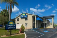 Days Inn by Wyndham Bradenton I-75 Hotels in Bradenton