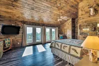 Broken Bow Mountaintop Home w/ Hot Tub! - Haustierfreundliche