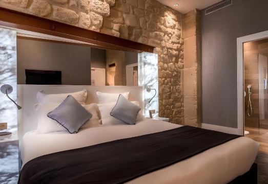 파리 호텔 로비 전경