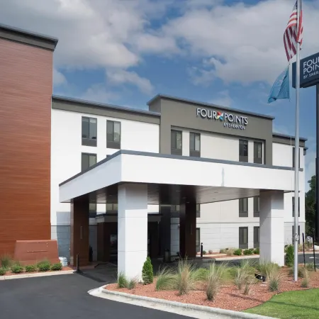 Four Points by Sheraton Fayetteville Fort Liberty