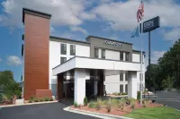 Four Points by Sheraton Fayetteville Fort Liberty Hotels in Fayetteville