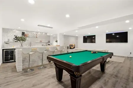 The LUXE Of Peoria! 6000sqf! Unbelievable pool!