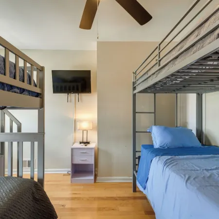 Baltimore Townhome Near Oriole Park w/ A/C!