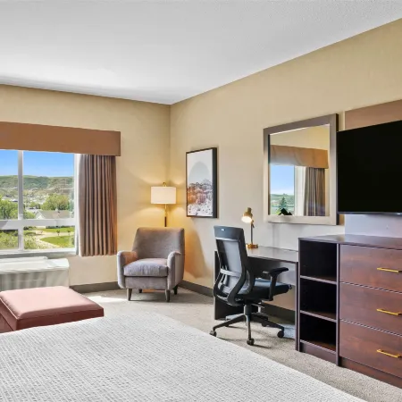 Ramada by Wyndham Drumheller Hotel & Suites Hôtels à : Drumheller