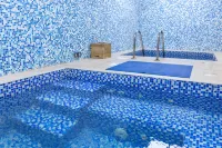 Radisson Hotel Muscat Panorama - Hot Tub