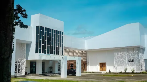 Grand Nur Boutique Hotel Watampone Hotels in Tanete Riattang