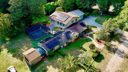 La Casona: Spacious 6-bedroom house, outdoor pool, and new pickleball court!