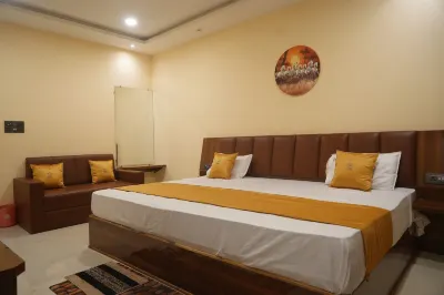 Raj Kamal Hotel & Garden Hotels near Jai Vilas Palace