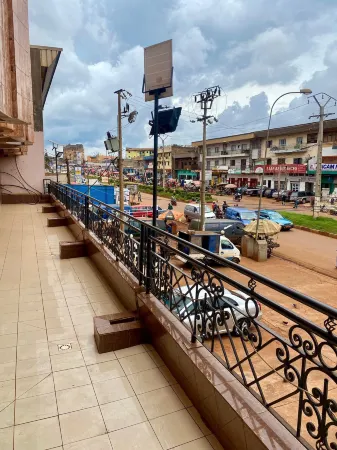 SIGNE TAKOU LINUS CHRISTIAN