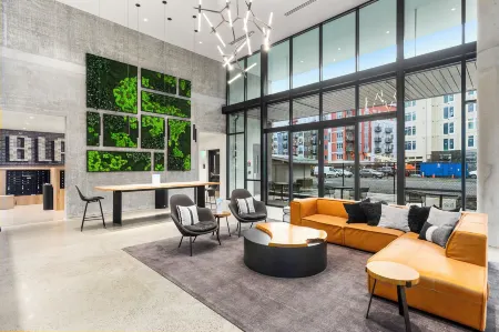 Urban Loft in Redmond Core Отели рядом с достопримечательностью «JG Redmond II»