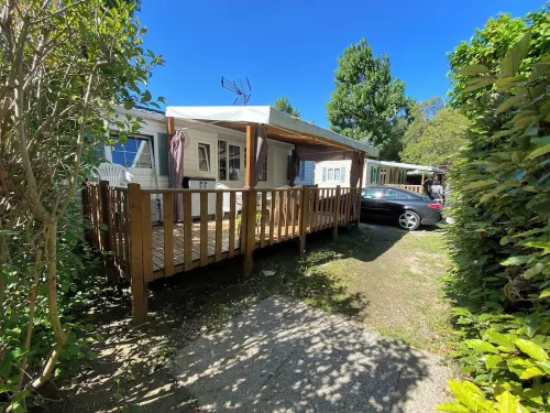 MOBILHOME 6 PERS CAMPING 3 Stars near the sea Hotels in Lunel