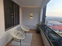 Mccarthy hill court luxury 2bed flat with stunning views of the city