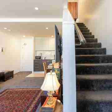 Elegant Apartment in the Heart of Newtown with Secure Parking Others