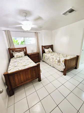 Bayview Paradise Palms 2-bedroom Condo