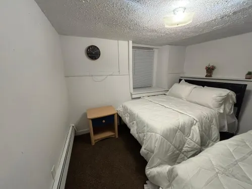 Spacious 3-bed apartment with WiFi, AC NEAR HOSPITAL, ANN ARBOR