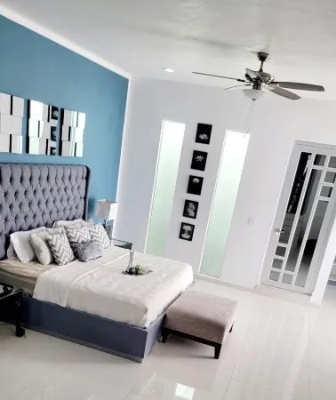 Hermosa y moderna casa que te ofrece una relajada estadía.