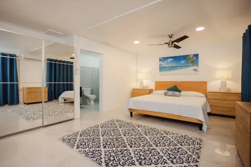 Modern Luxury 2-bedroom apartment in Villa with Ocean Views and Private Patio Hotels in Arnos Vale