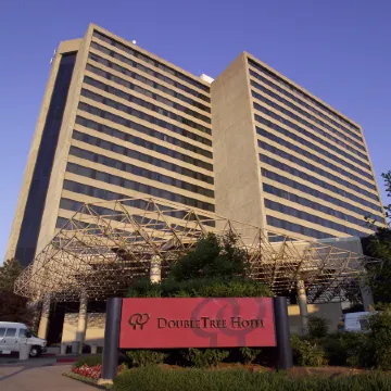 DoubleTree by Hilton Hotel Tulsa Downtown