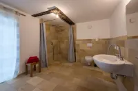 Nengshof apartment Buttercup