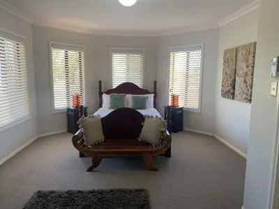 Absolute Beach front , entire property with ocean views from every room. Hotels near Rockingham Beach