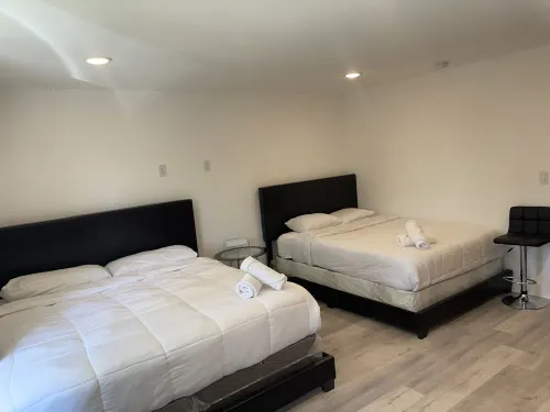 Modern Sleep 6 Deep Ellum/Lower Greenville Stay #2