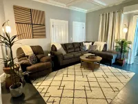 Crosby Street Suite - Freshly Renovated 3 Bedroom near Downtown Augusta - 3 Sao